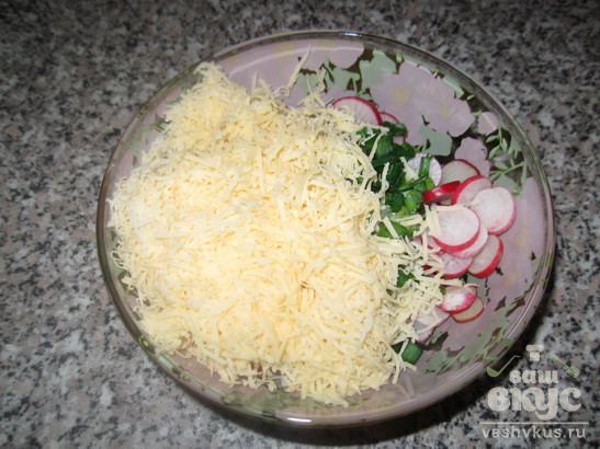 Салат из редиса и сыра