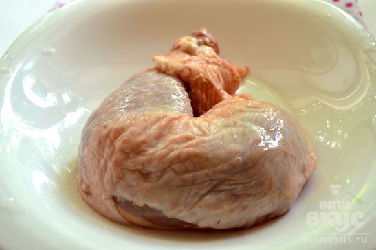 Куриный окорочок, запеченный в соусе с молотым имбирем