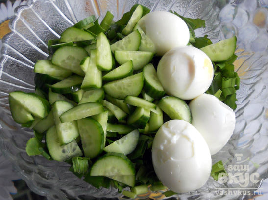 Салат из черемши с яйцами