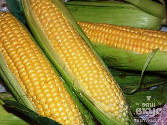 Отварная кукуруза