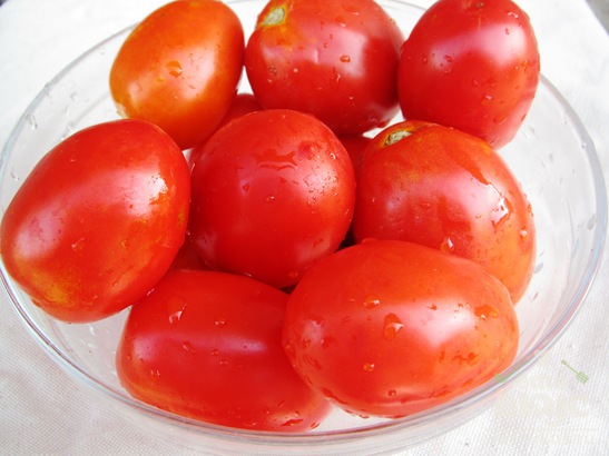 Маринованные помидоры дольками