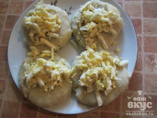 Картофельные зразы с яйцом и сыром