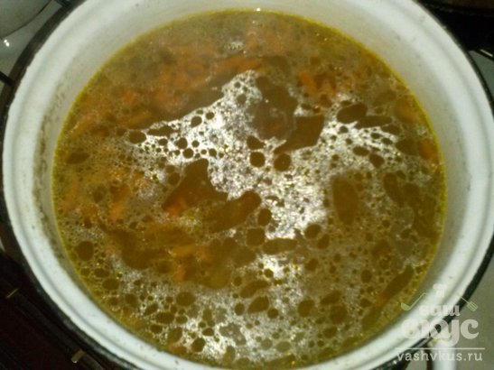 Суп из сушеных белых грибов с вермишелью