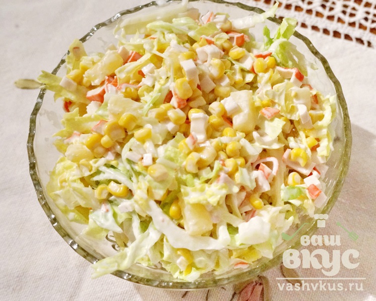 Салат из капусты, крабовых палочек и кукурузы - рецепт с фото пошагово