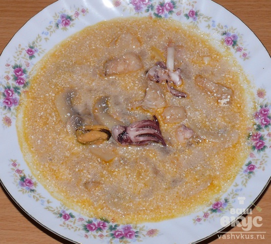 Тайский суп с морепродуктами и кокосовым молоком