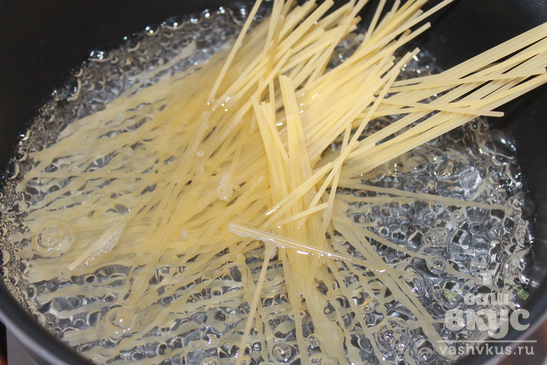 Спагетти с сыром и балыком