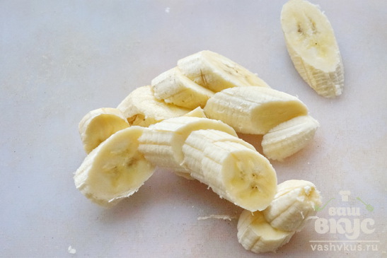 Жареные бананы с мороженым
