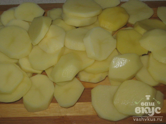 Куриные окорочка и картофель в духовке