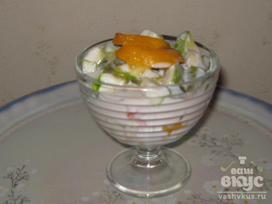 Фруктовый салат с йогуртом и мёдом