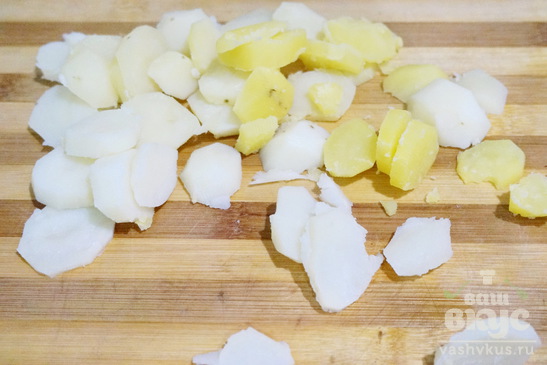 Картофель с мясом и овощами в духовке