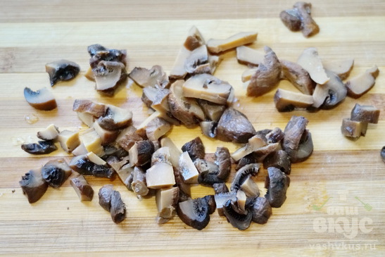 Омлет с грибами и луком