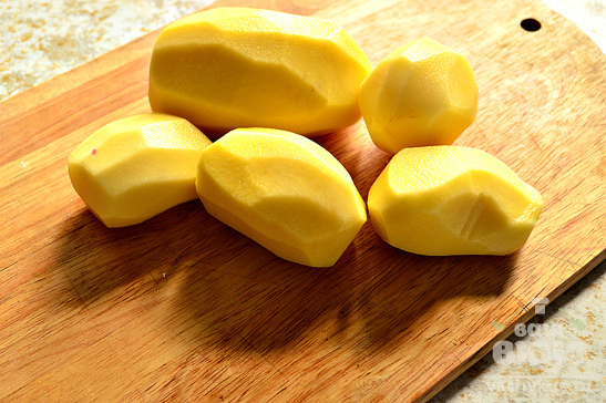 Картофель на сковороде с грибами