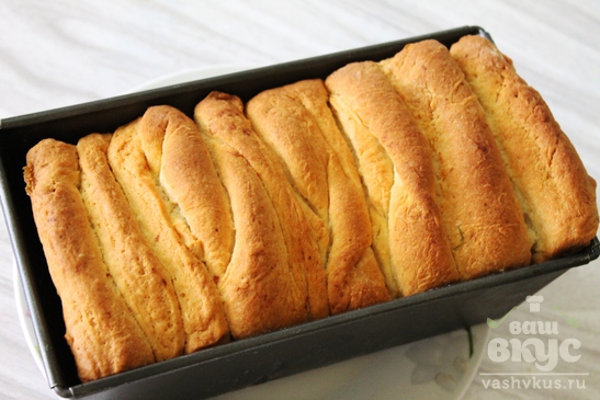 Пышный хлеб со сливочным маслом