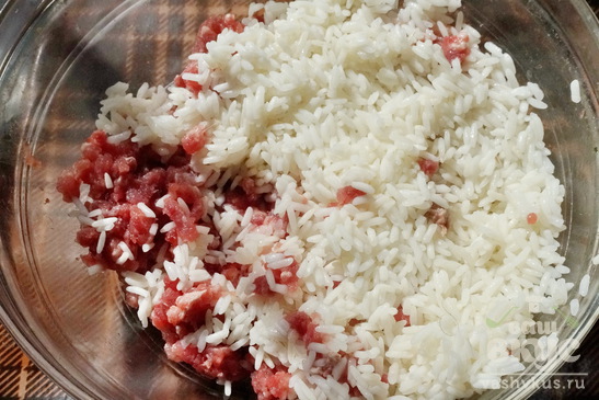 Тефтели с рисом и сыром